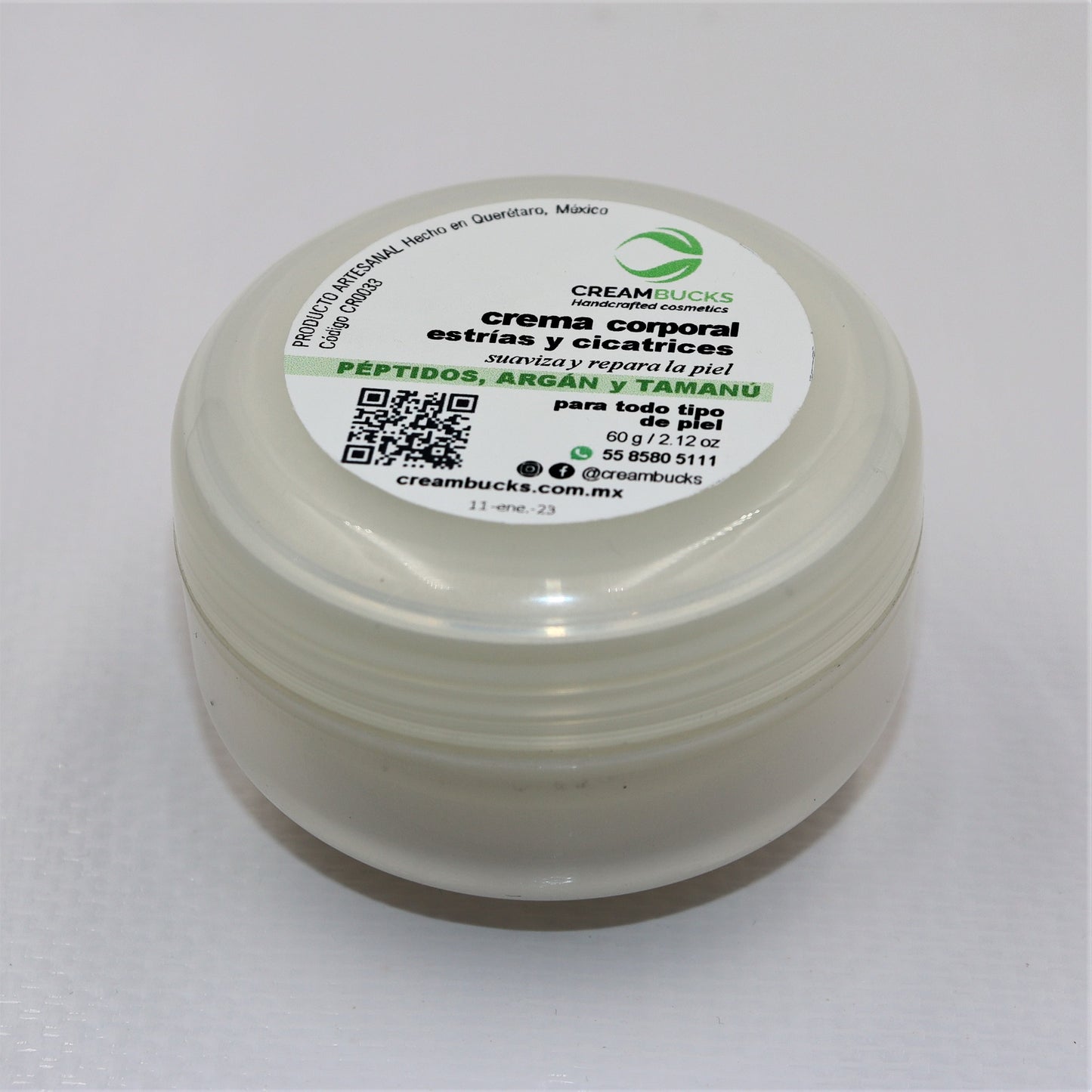 Crema corporal para atenuar cicatríces y estrías